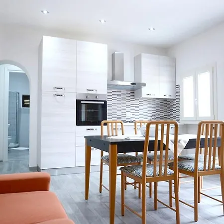 Comfortable House In La Pila With Terrace And Parking *